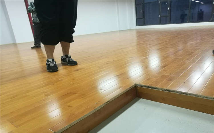 體育館實木地板廠家造價是多少？