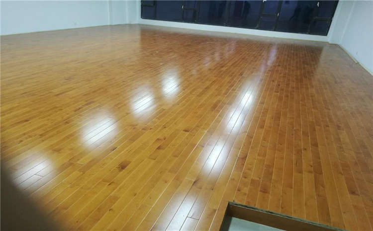 體育場館為什么要鋪裝體育專用木地板？