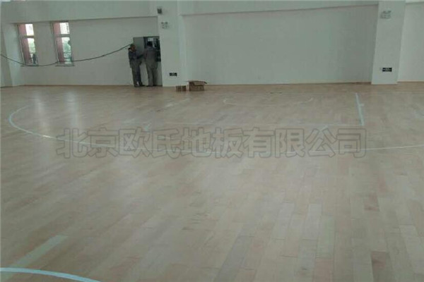 煙臺開發區第十小學運動木地板工程案例
